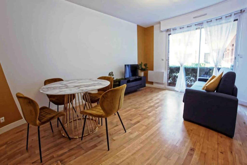 Suite George 5 + Parking Prive Et Securise Arras Dış mekan fotoğraf